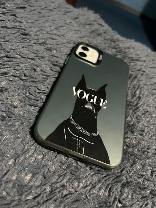 Iphone 11 в хорошем состоянии