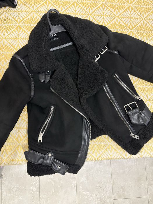 Черно зимно яке Zara