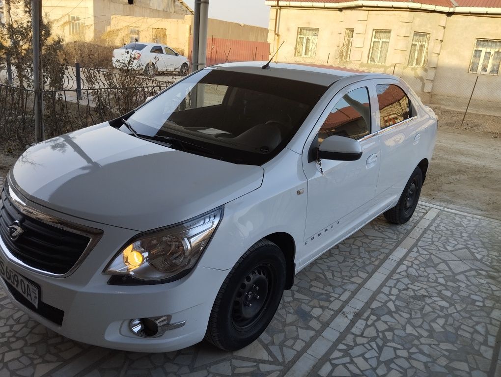 Продается машина марки Chevrolet - Cobalt состояние отличное