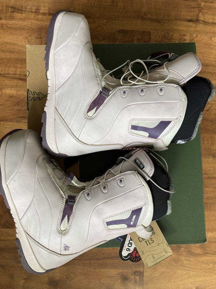 NITRO snowboard boot