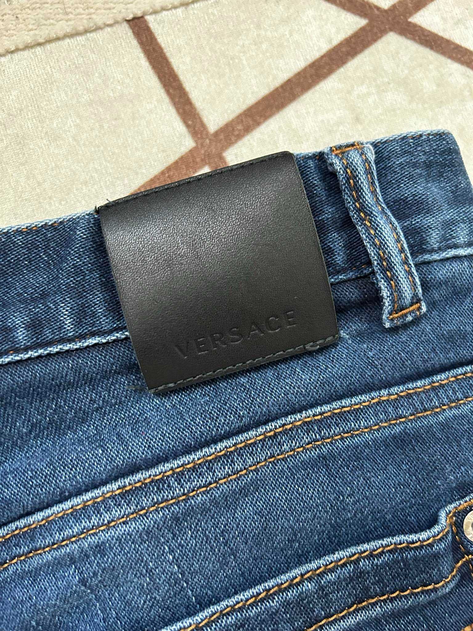 Оригинални мъжки дънки Versace
