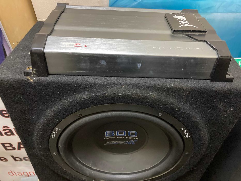 Amplificator auto + subwoofer Magnat