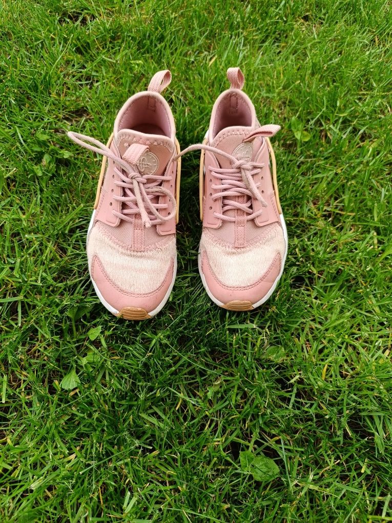 Маратонки Nike 31 номер