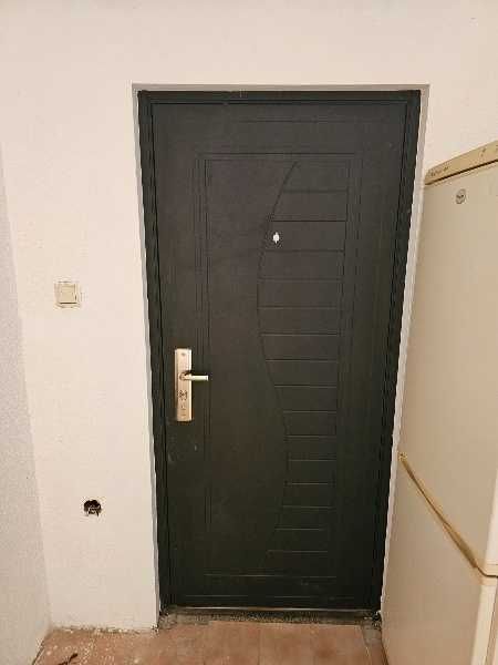 Продава се Двустаен апартамент в Карлово - 67 кв.м за 571 €/кв.м - Снимка #3