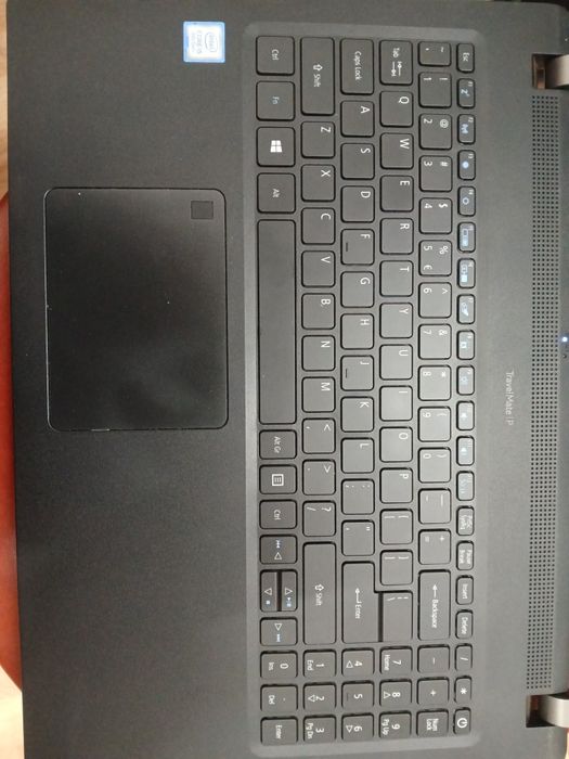 Laptop Acer TravelMate P215-51 – i5 8th Gen, 8GB RAM