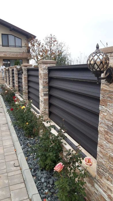 Gard metalic profile tip jaluzea / porti exterioare la comanda