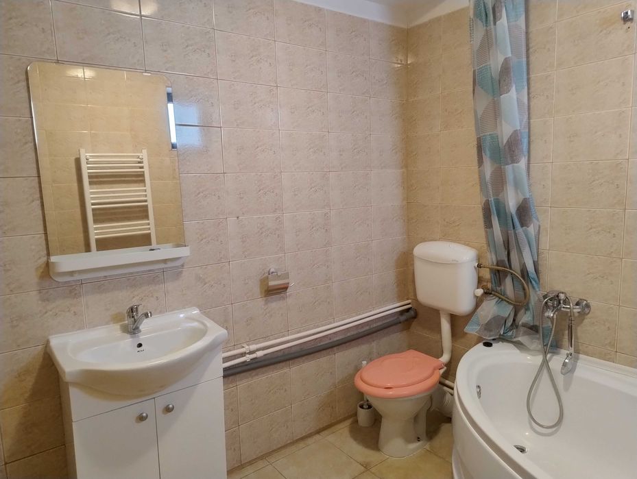 inchiriez vila Bragadiru