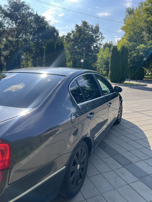 Vand sau schimb Passat B6