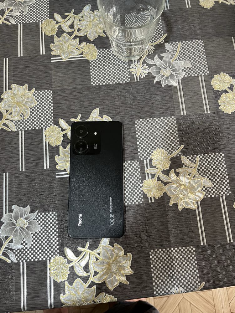 Redmi 13C kafolatlangan telefon