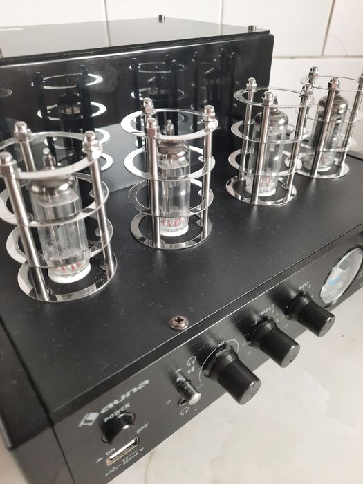 Amplificator Stereo cu lampi.Tuburi.
