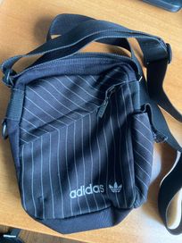 Мъжка чанта Adidas, Адидас за през рамо