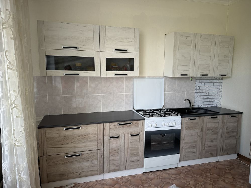 Продам кухонную гарнитуру