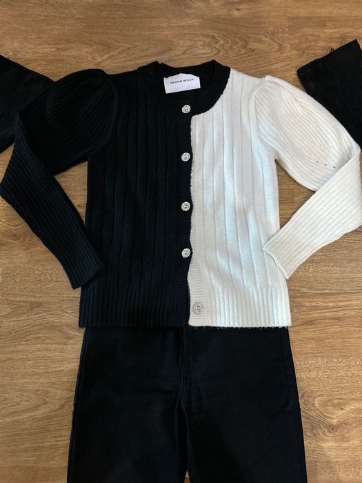 Зара жилетка с камъни Silvia heach