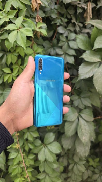 Samsung A30S sotiladi dastavka bor