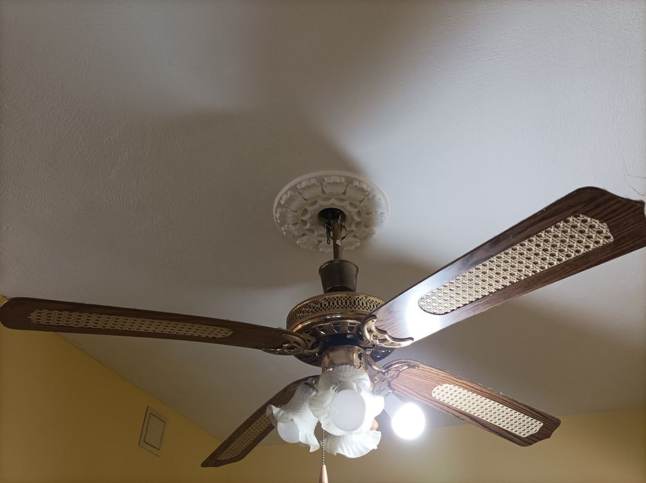 Полилей с вентилатор