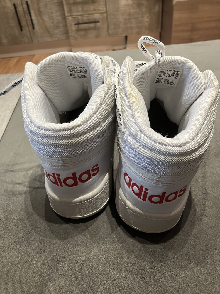 Adidas Обувки