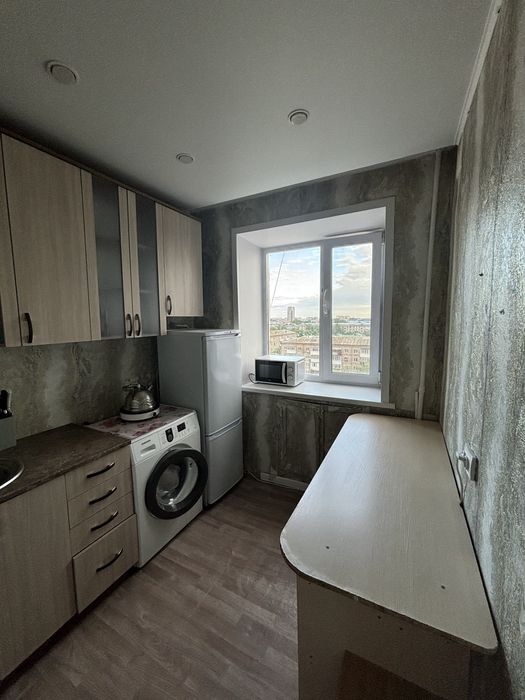 Продам 2 комнатную квартиру,  в центре города,  Жамбыла Жабаева 172