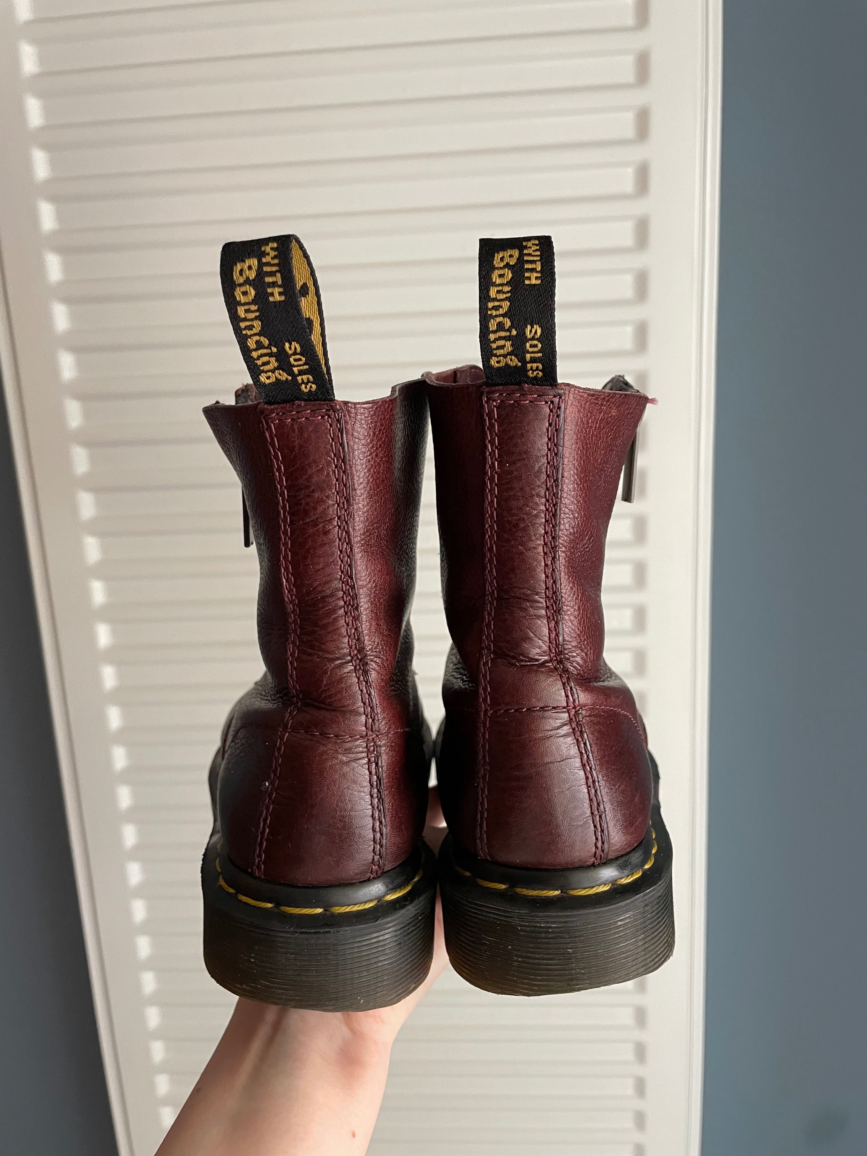 Bocanci/ ghete Dr. Martens, 36