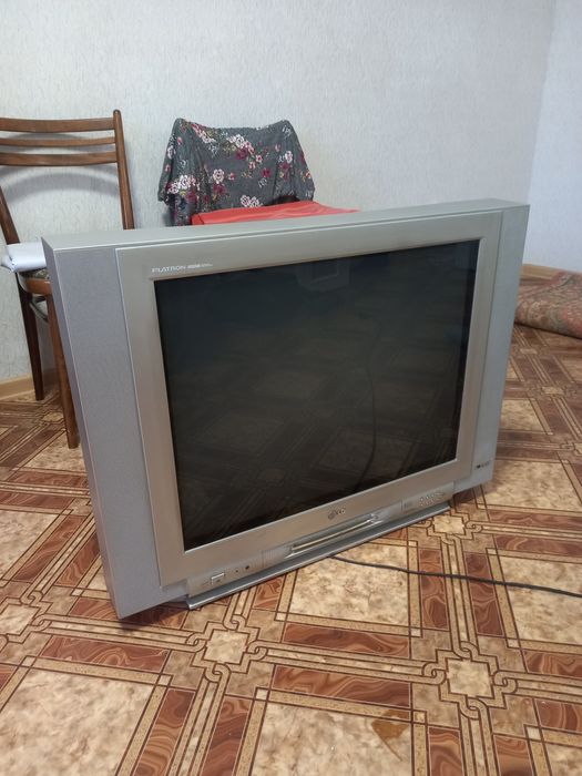 Телевизор в хорошем состоянии