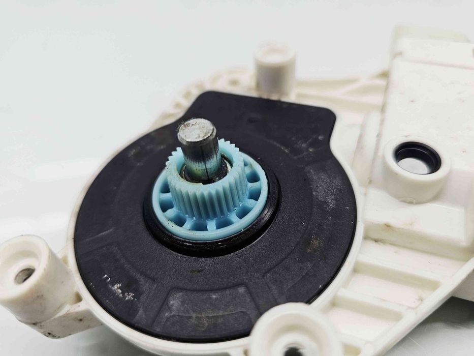 Motoras geam dreapta spate Bmw 5 (F10) [Fabr 2011-2016]