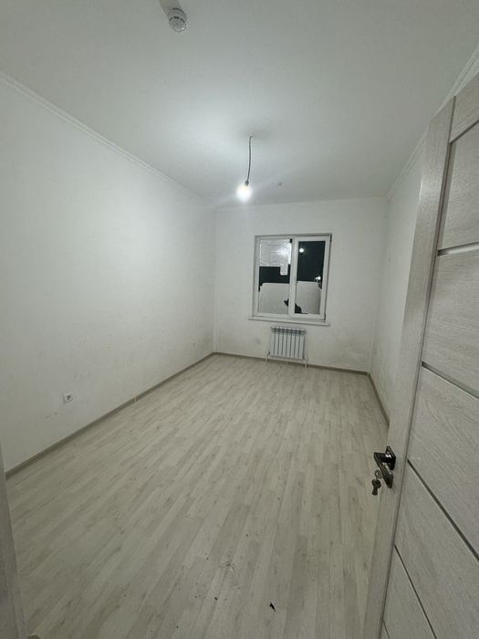 Olmos maxallasida 3 xonali kvartira srochno sotiladi 56.000$