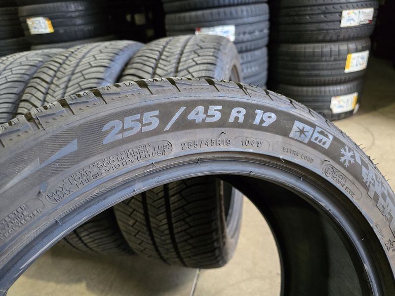 255/45/19 MICHELIN 4бр