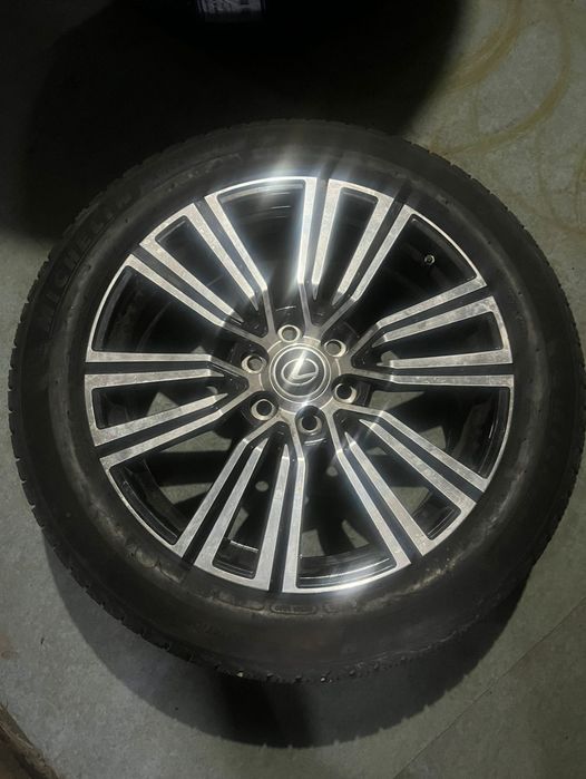 Продам шины с дисками 265/50 22 Мишлен липучка