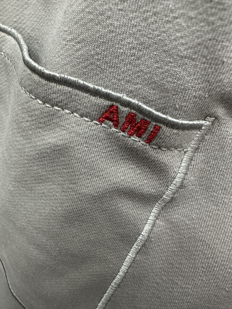 Ami Paris compleu
