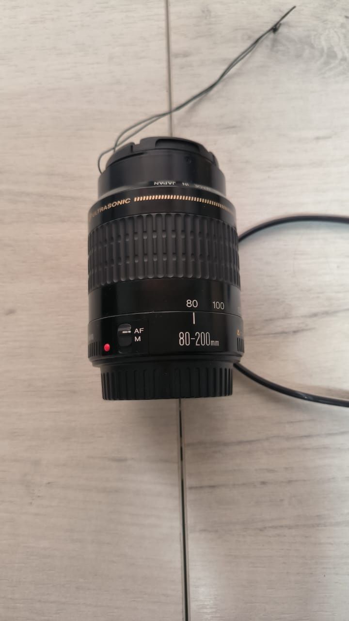 Продам Фотоаппарат 60D