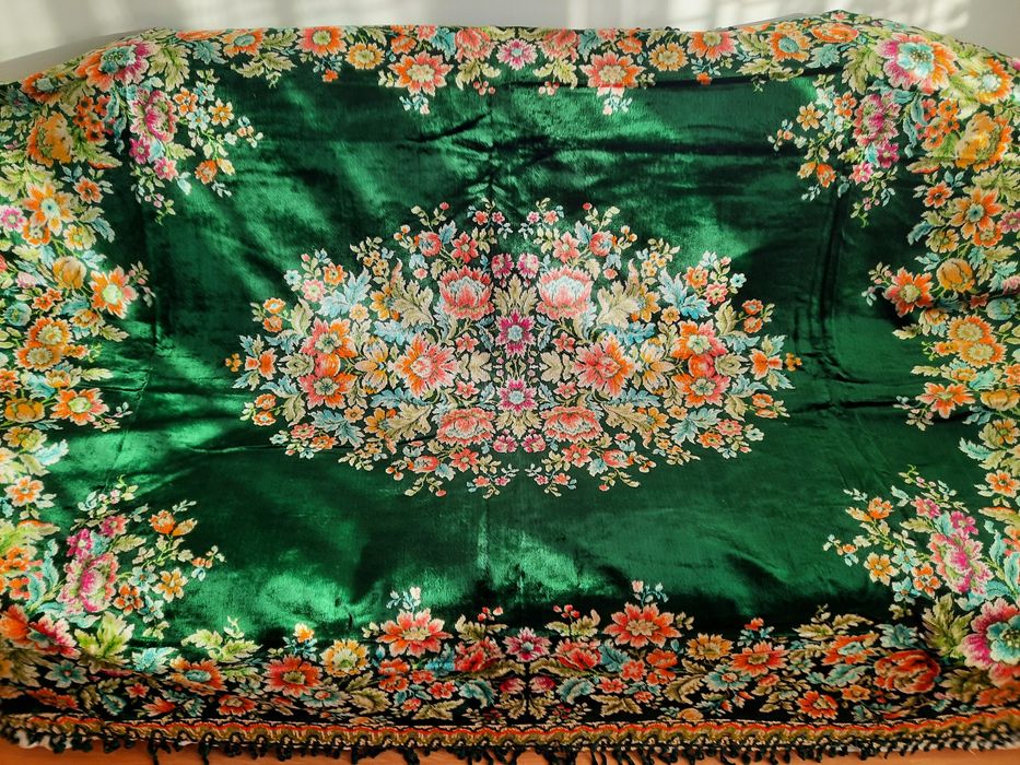 Vând set persan vintage