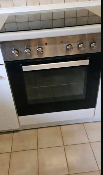 Cuptor cu plita electrica