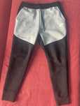 Pantaloni Nike Tech