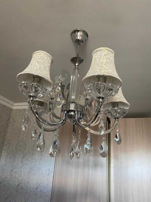 люстра пятирожковая