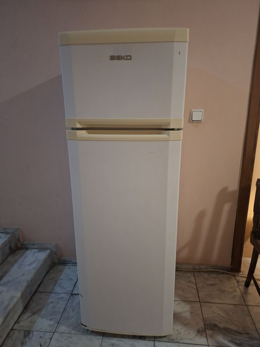 Хладилник с фризер  BEKO