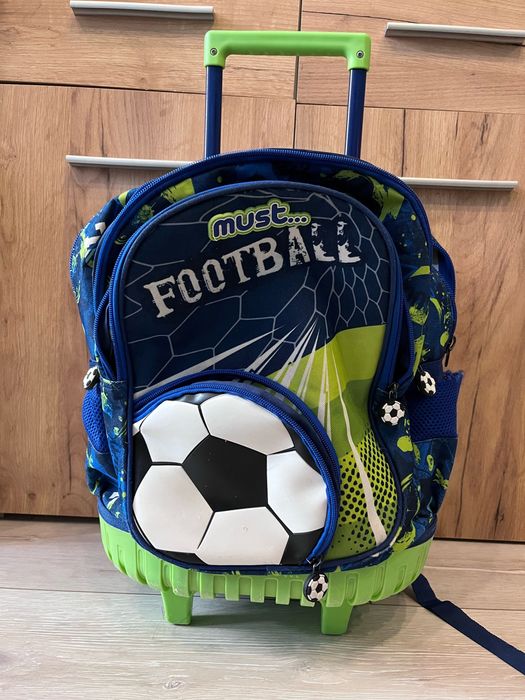 Ученическа раница на колела