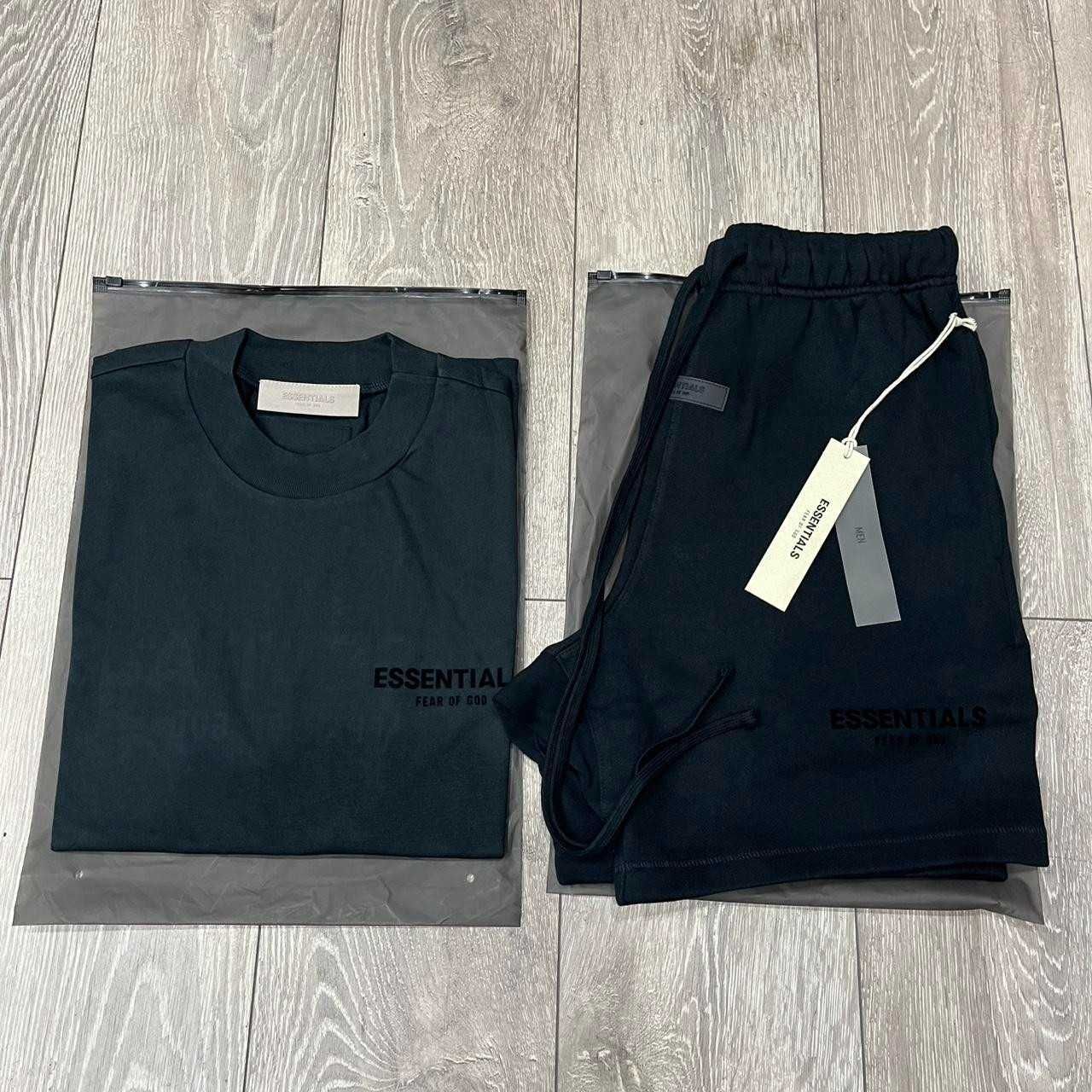 *199,99 RON* Compleu Scurt Essentials  Negru Unisex Calitate Premium