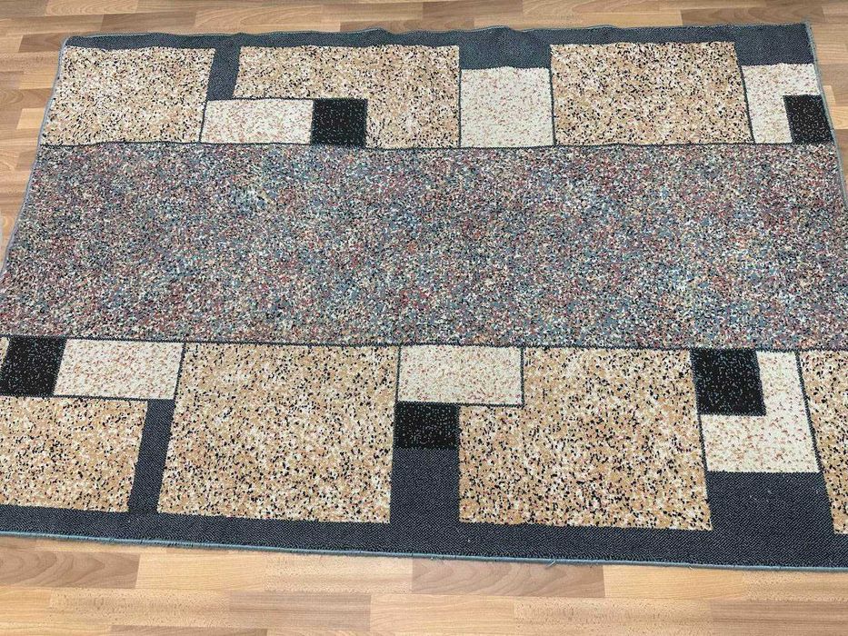 Отличный шерстяной ковер