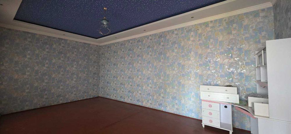 Ховли уй жой сотилади Хамма шароити бор