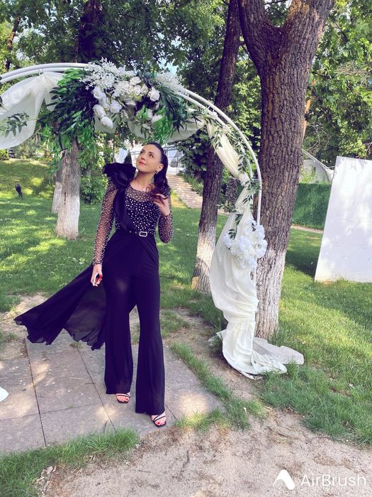 Salopeta eleganta, superba..marime 38-40