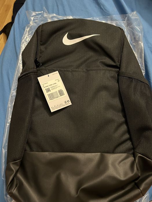 Ghiozdan Nike nou cu eticheta