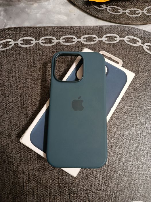 Чехол iPhone 16 Pro Silicone Case
