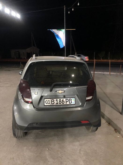 Продаеться chevrolet spark 2016 механика