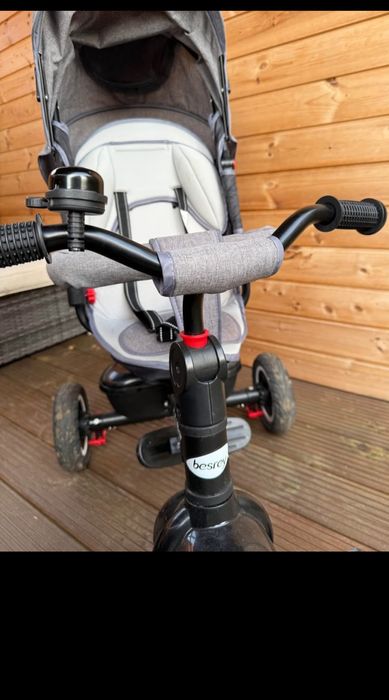 Запазена триколка