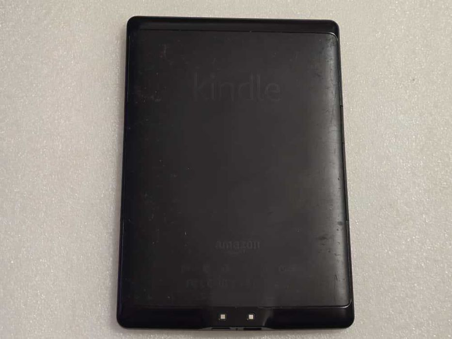 eBook Amazon Kindle 4 gen 2gb 6 Inch Wifi D01100 - poze reale