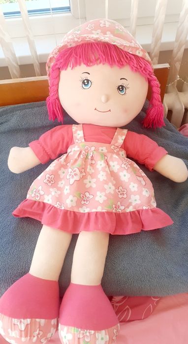 Продавам детска кукла