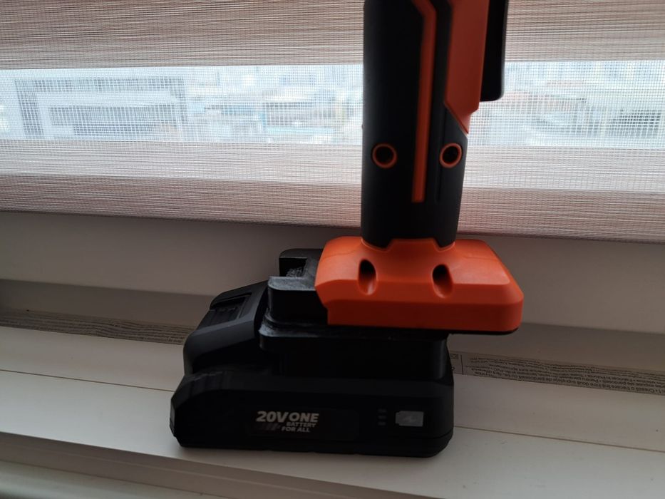 Adaptor acumulatori parkside la alte unelte