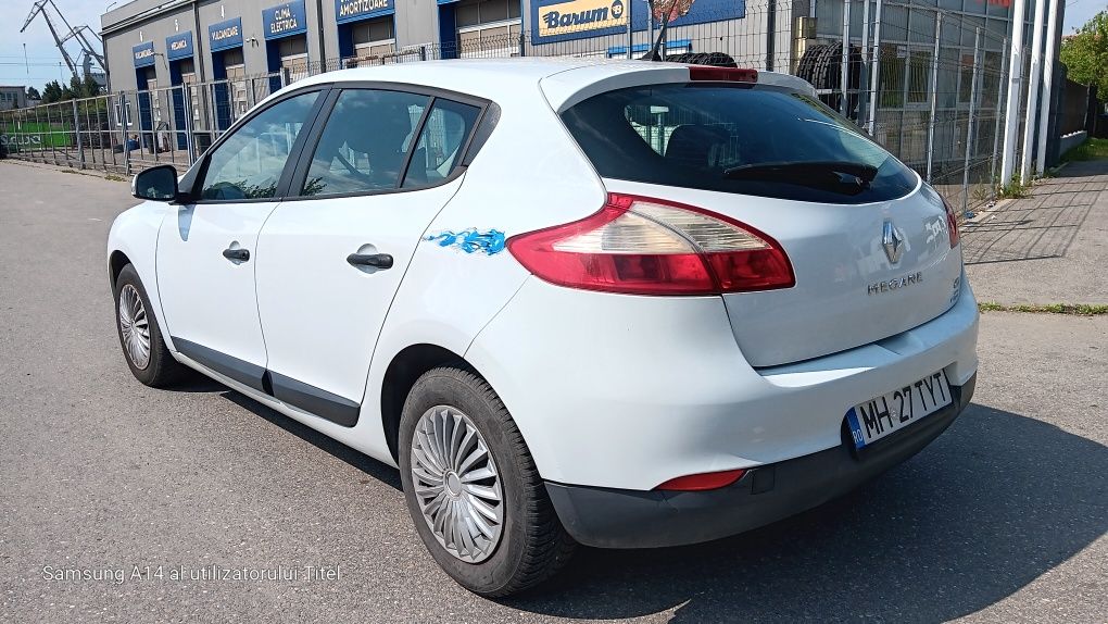 VÂND RENAULT Megane 3  din 2010 1,5dci hatchback