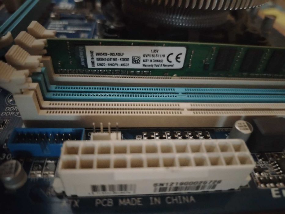 Материнская плата z77  core i5 +blok pitaniya+opertivka 8gb