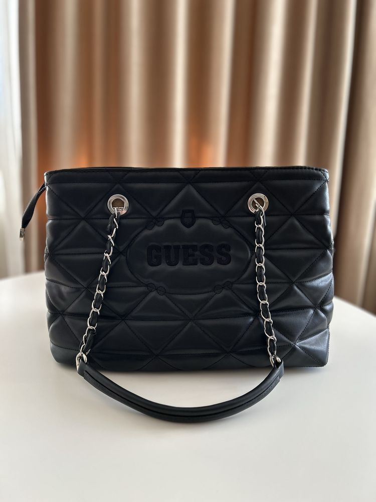 Geanta Guess neagra