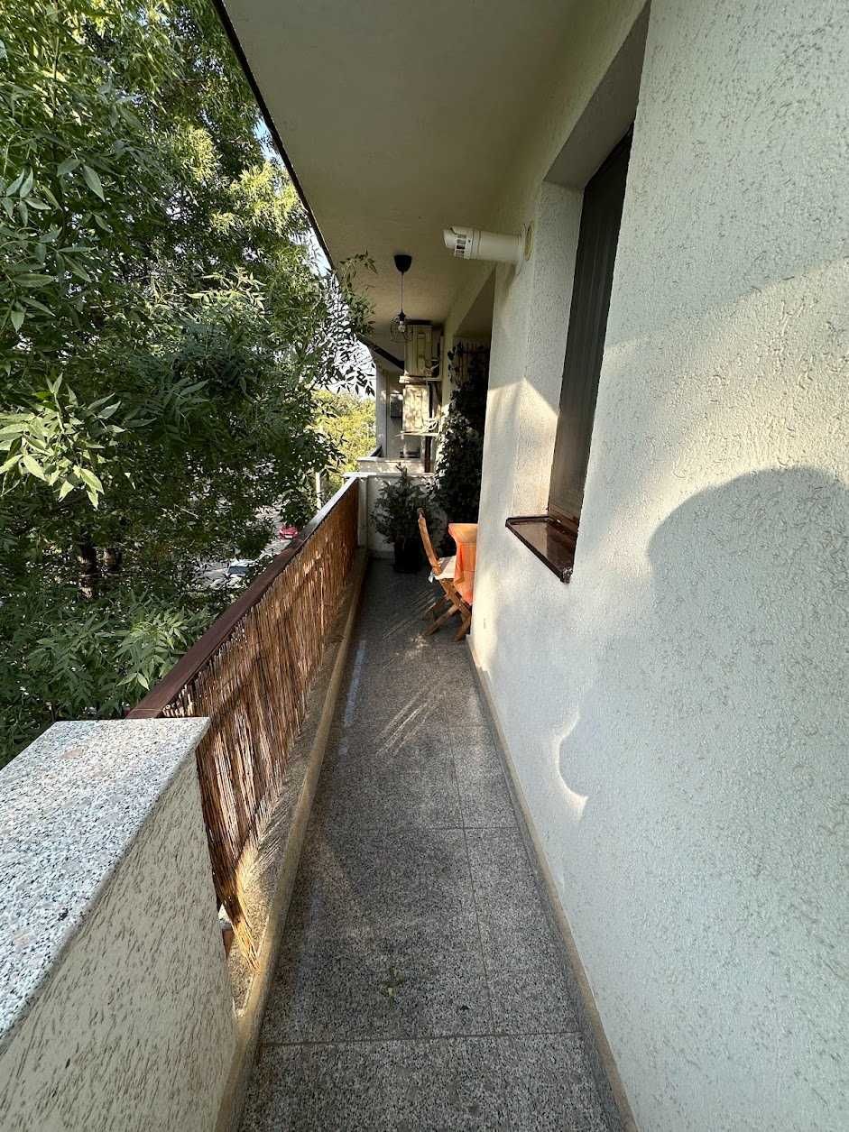Apartament 2 camere, Damaroaia